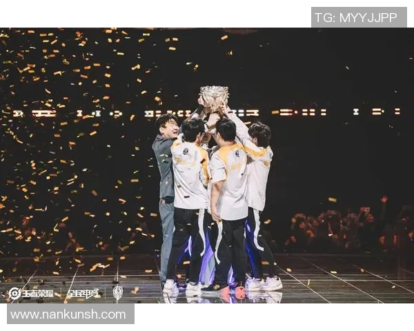 深入分析FPX在王者荣耀赛事中的实力与战术表现